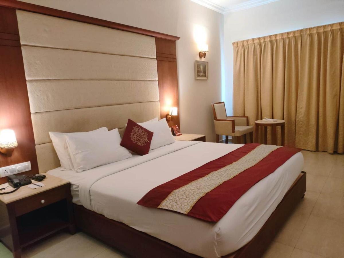 Cochin Palace Kochi Buitenkant foto
