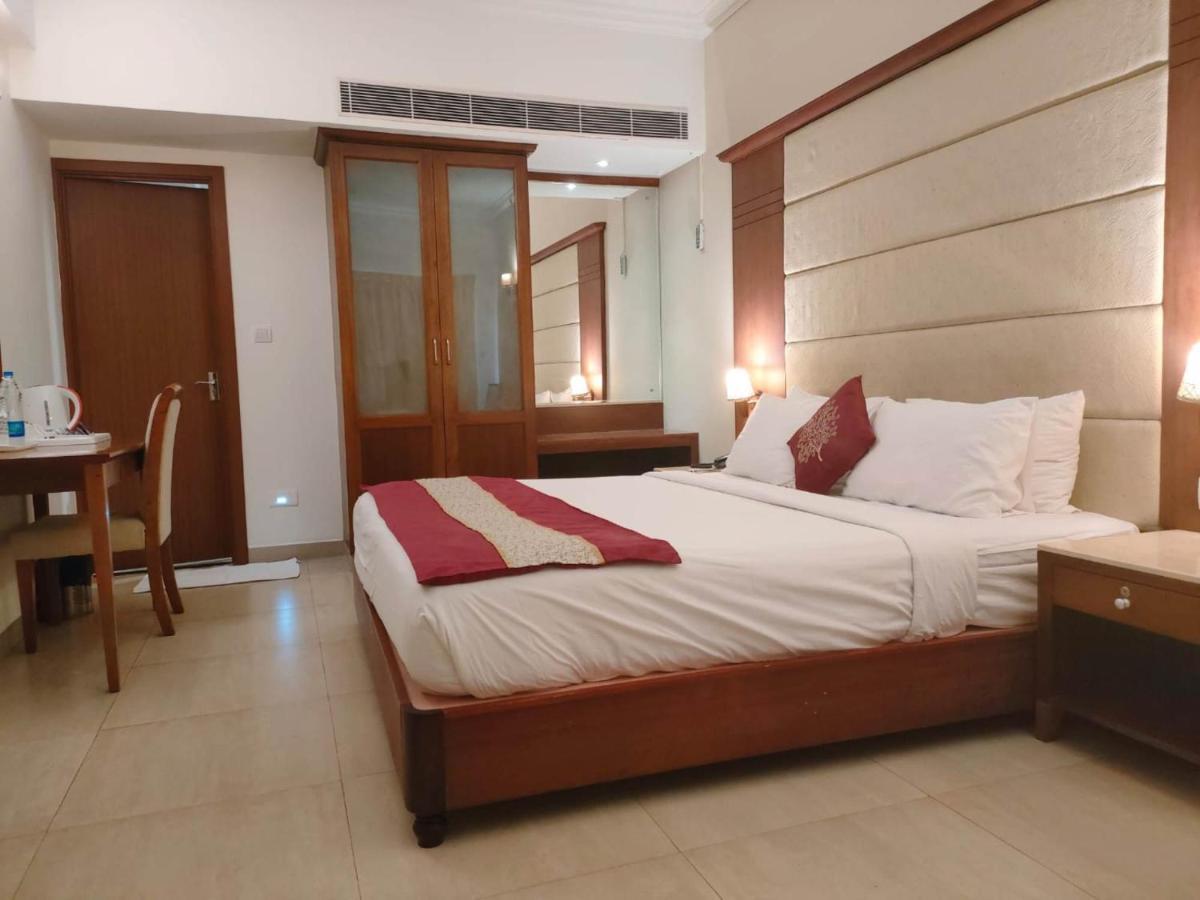 Cochin Palace Kochi Buitenkant foto